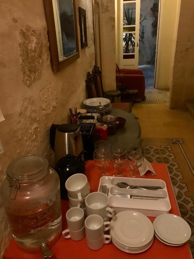 Peaceful Farmhouse Stay With Cozy Yard Għarb Dış mekan fotoğraf